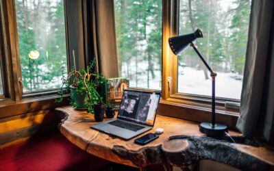 How to Create a Productive and Comfortable Home Office: Tips for Interior Decor