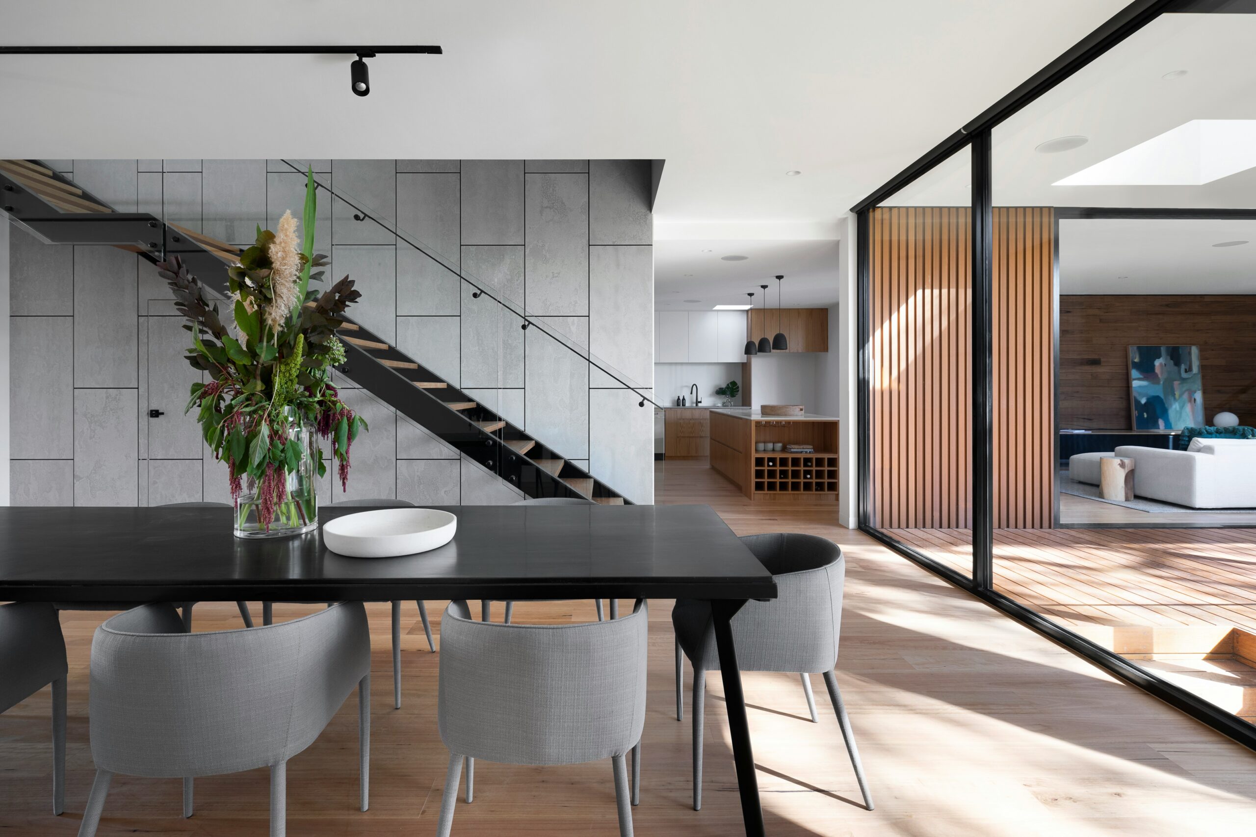 https://unsplash.com/photos/black-wooden-table-and-chairs-wDDfbanbhl8?utm_content=creditShareLink&utm_medium=referral&utm_source=unsplash