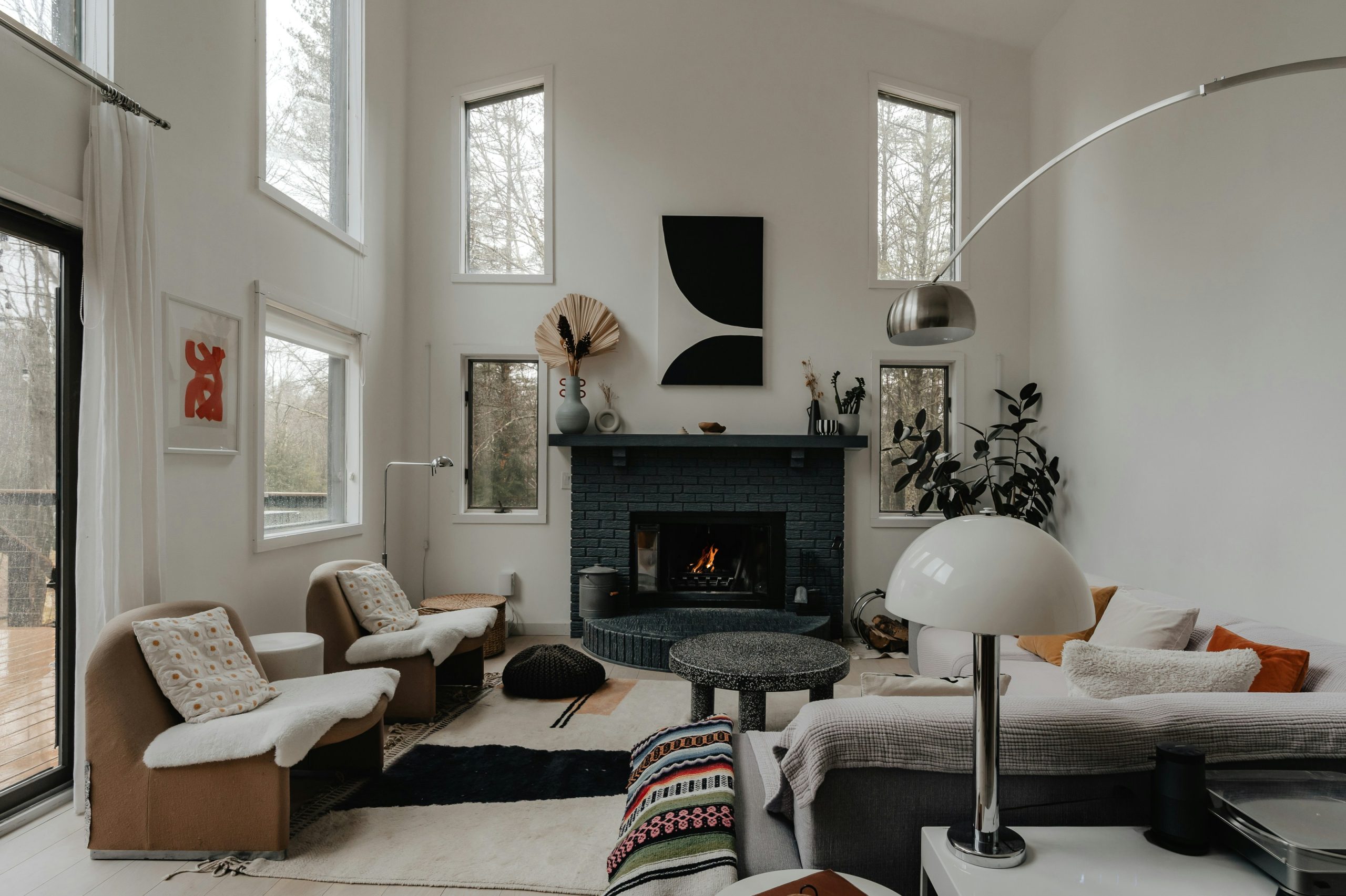 https://unsplash.com/photos/a-living-room-filled-with-furniture-and-a-fire-place-uRCqLf5fP1Q?utm_content=creditShareLink&utm_medium=referral&utm_source=unsplash