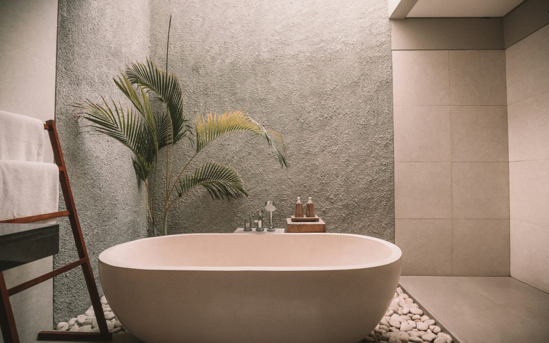 https://unsplash.com/photos/white-ceramic-bathtub-PibraWHb4h8?utm_content=creditShareLink&utm_medium=referral&utm_source=unsplash