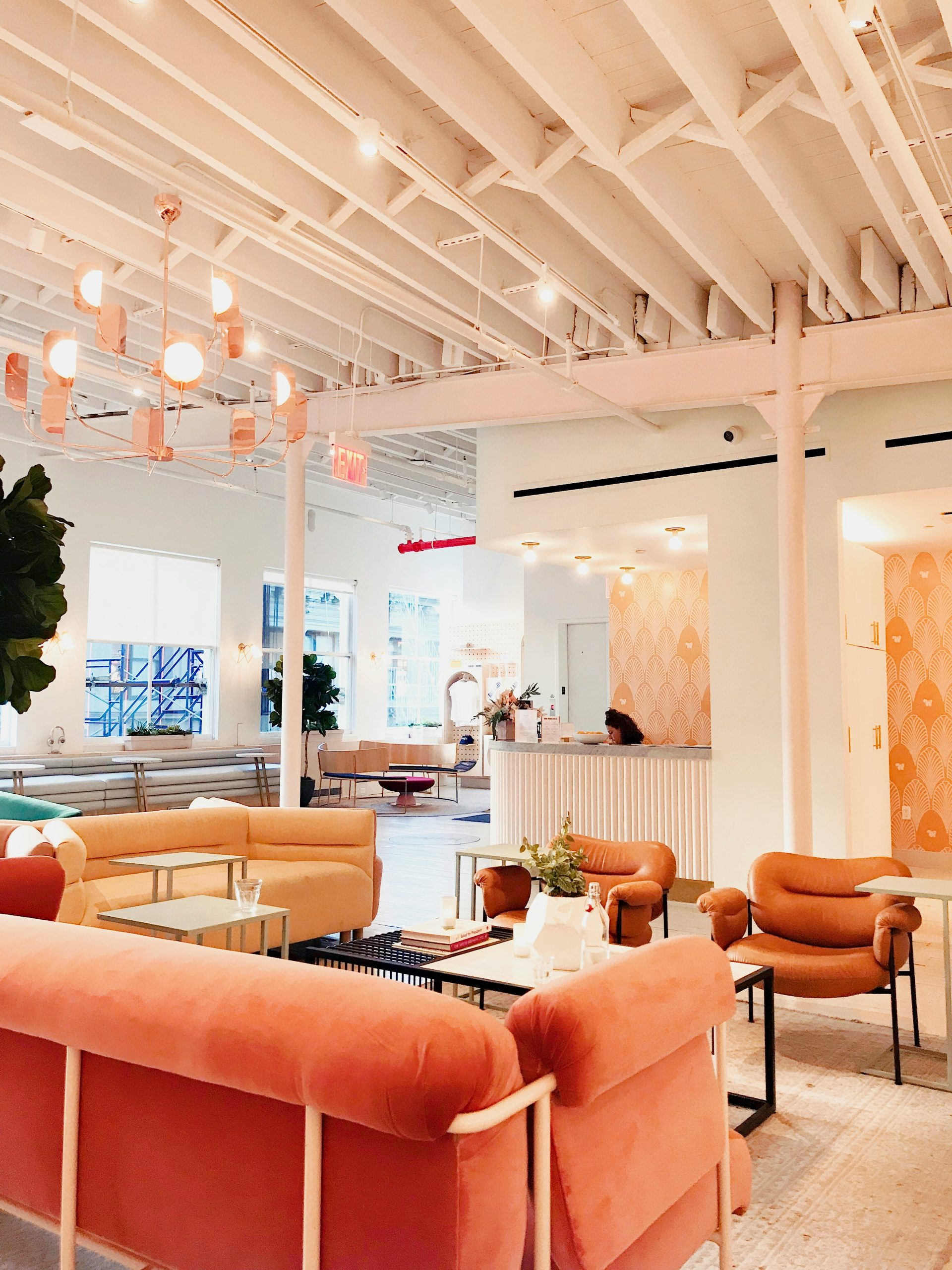 https://unsplash.com/photos/empty-restaurant-CBGuFZoC6Mw?utm_content=creditShareLink&utm_medium=referral&utm_source=unsplash